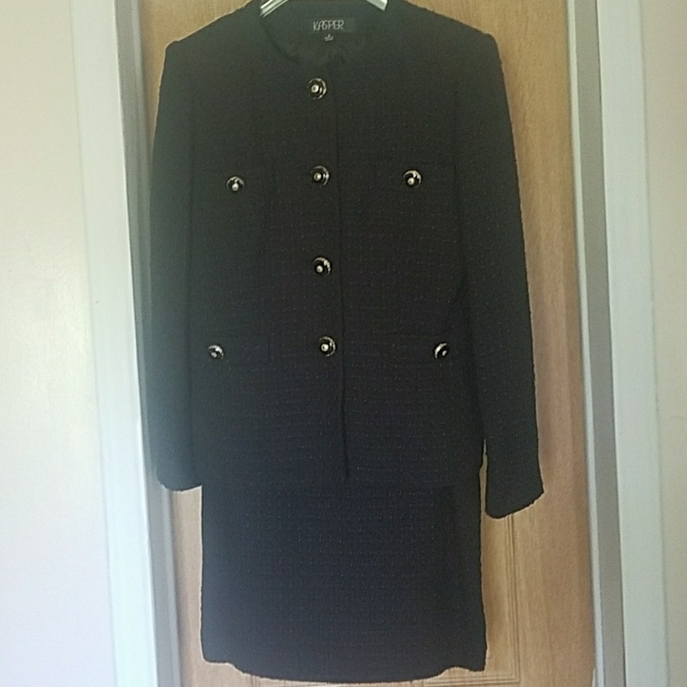 Women's Kasper Dress suit.